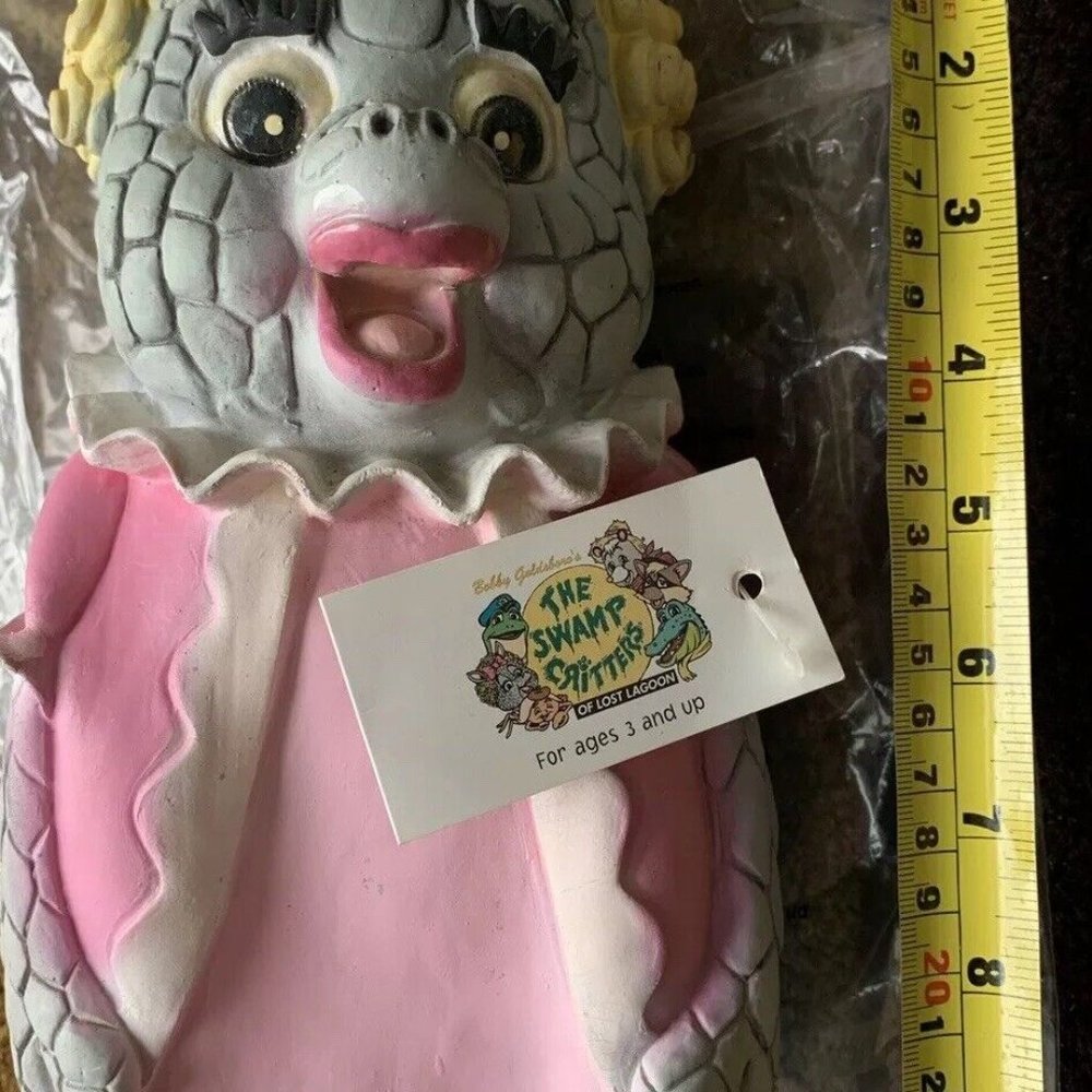 1997 Swamp Critters 11” Ima DILLA Armadillo Bagged Rubber Puppet Toy Goldsboro